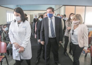 Presidente de ASSE afirmó que no se afectan derechos de los médicos suplentes