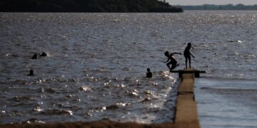 El destino Colonia del Sacramento lidera las «7 Maravillas Uruguayas» que busca descubrir el diario El País en sus lectores