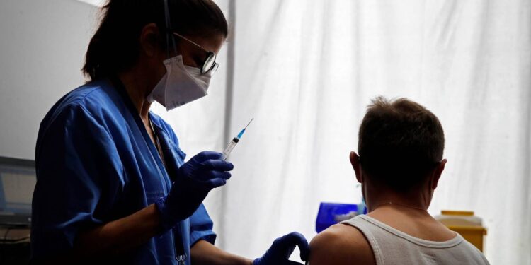 Personas con síndrome de Down podrán vacunarse desde el lunes sin necesidad de agendarse