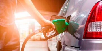 Aumentan los combustibles