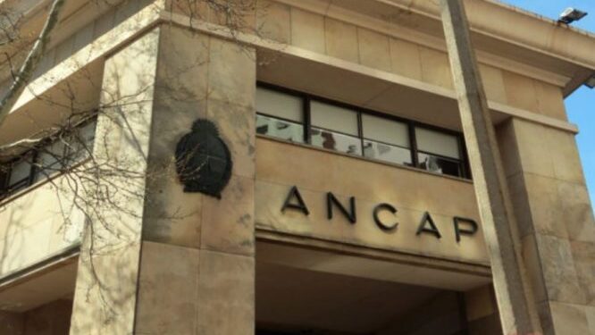 Comunicado sobre la ocupación del edificio de ANCAP