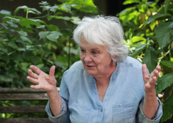 La exvicepresidenta uruguaya Topolansky deja el miércoles su escaño en el Senado