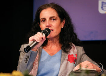 Gobierno estima un crecimiento económico de 4,8 % en 2022