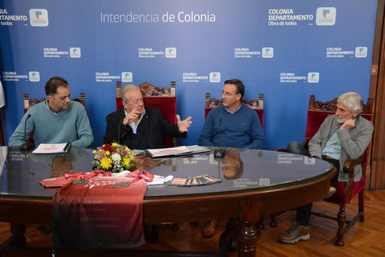 Se inaugura la Tercera Edición de "La Vuelta de los Colonos" 22 Se inaugura la Tercera Edición de «La Vuelta de los Colonos»
