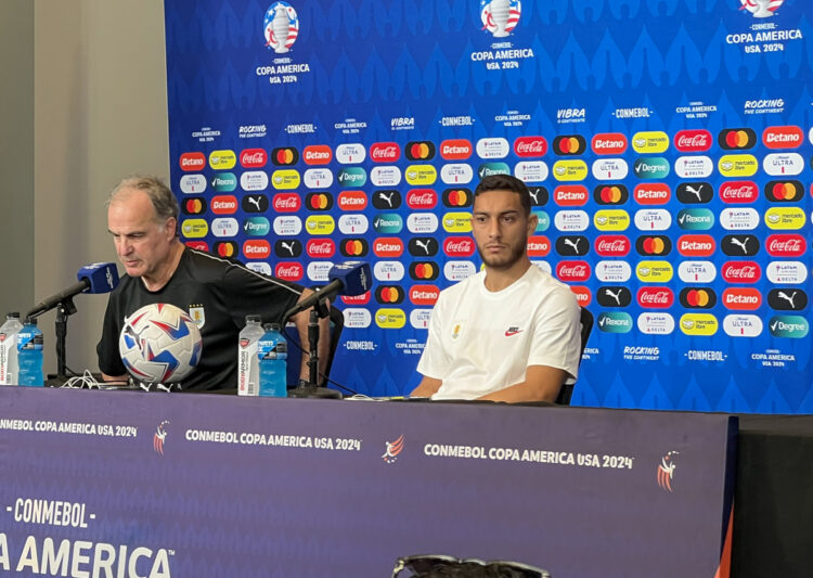 Bielsa acusa a la Conmebol: "Es una plaga de mentirosos" 22 Bielsa acusa a la Conmebol: «Es una plaga de mentirosos»