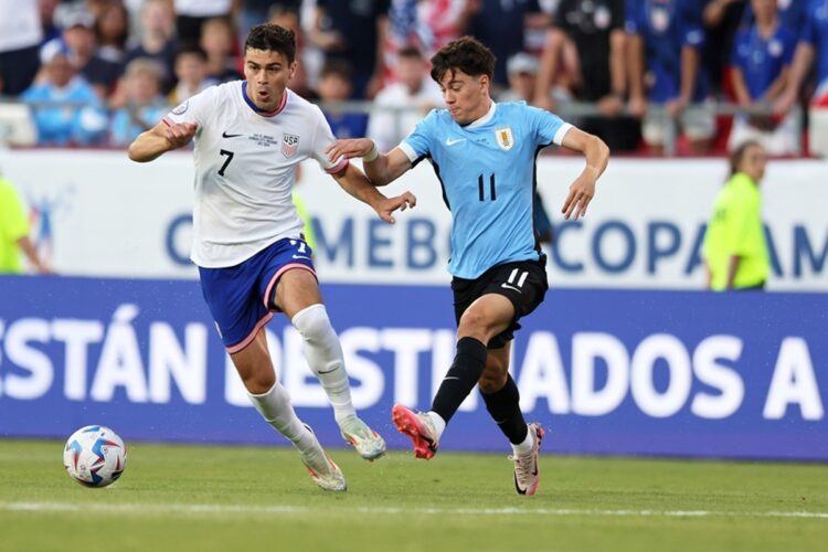 Uruguay echa a Estados Unidos de su Copa América