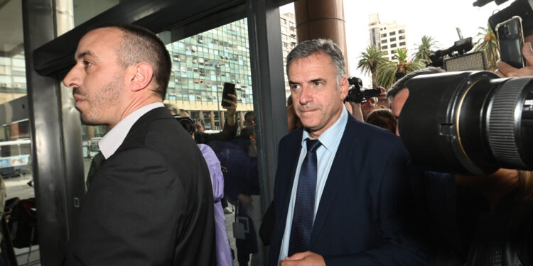 Yamandú Orsi destaca que las puertas están «bien abiertas» para la transición en Uruguay