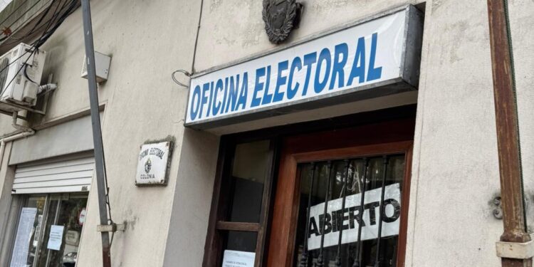 Más de 107 mil habilitados para votar en el departamento de Colonia: comenzó con normalidad la jornada electoral