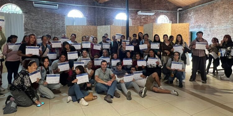 Colonia celebró el cierre de la cuarta edición del programa ACCESOS con más de 130 participantes