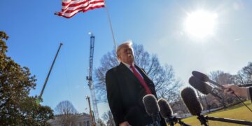 Trump suspende la emisión de visados para Uruguay y 74 países