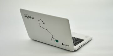 Ceibal advirtió sobre posibles fallas en la batería de la laptop Acrab 2025