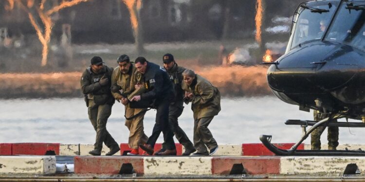 Maduro y su esposa, Cilia Flores, se declaran no culpables de todos los cargos