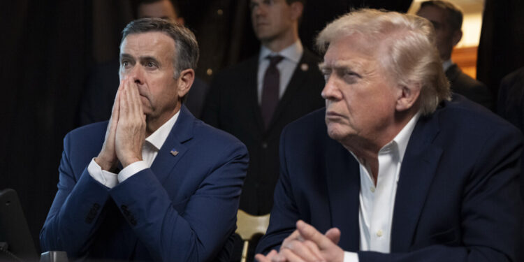 Trump publica fotos de ‘Situation Room’ improvisada en Mar-a-Lago durante captura a Maduro