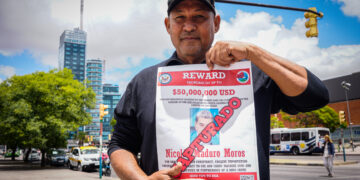 Venezolanos celebran en Uruguay la captura de Nicolás Maduro