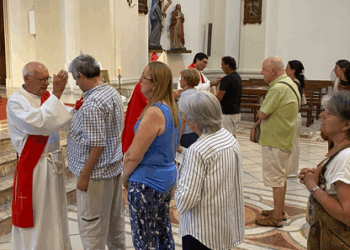 Celebraciones religiosas reunieron a fieles en la Catedral de Mercedes