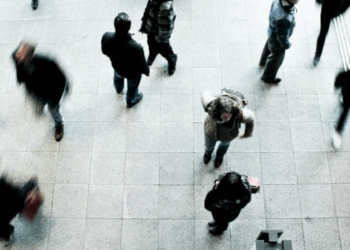 Ágora: opinión dividida en Colonia y señales de alerta para el sistema político