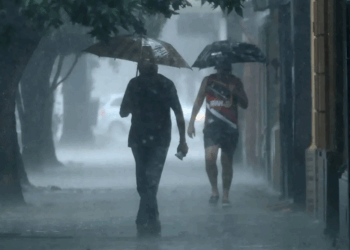 Inumet emitió una advertencia naranja por tormentas fuertes y puntualmente severas