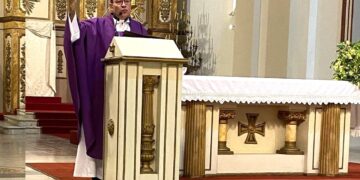 Mons. Luis Eduardo González: Cuando pedimos perdón por el pecado, sanamos heridas