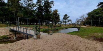 Estudian construir una réplica del Puente Giratorio y un escenario flotante sobre el arroyo del Piojo