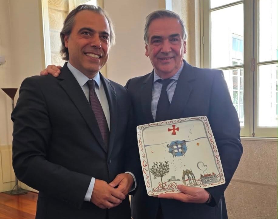 Rodríguez fue recibido por autoridades de Guimarães en el marco de la misión oficial en Europa