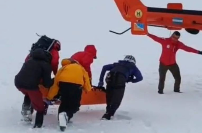 Una turista uruguaya murió durante una excursión al glaciar Vinciguerra, en Ushuaia