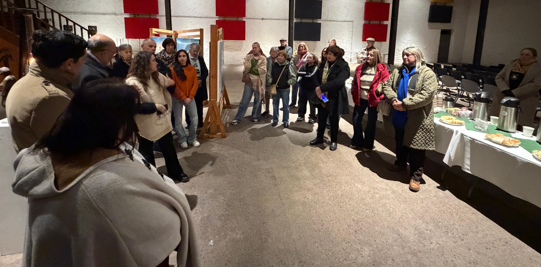 Arte y literatura se encuentran en Casa Evans con la muestra “Poesía del arte”