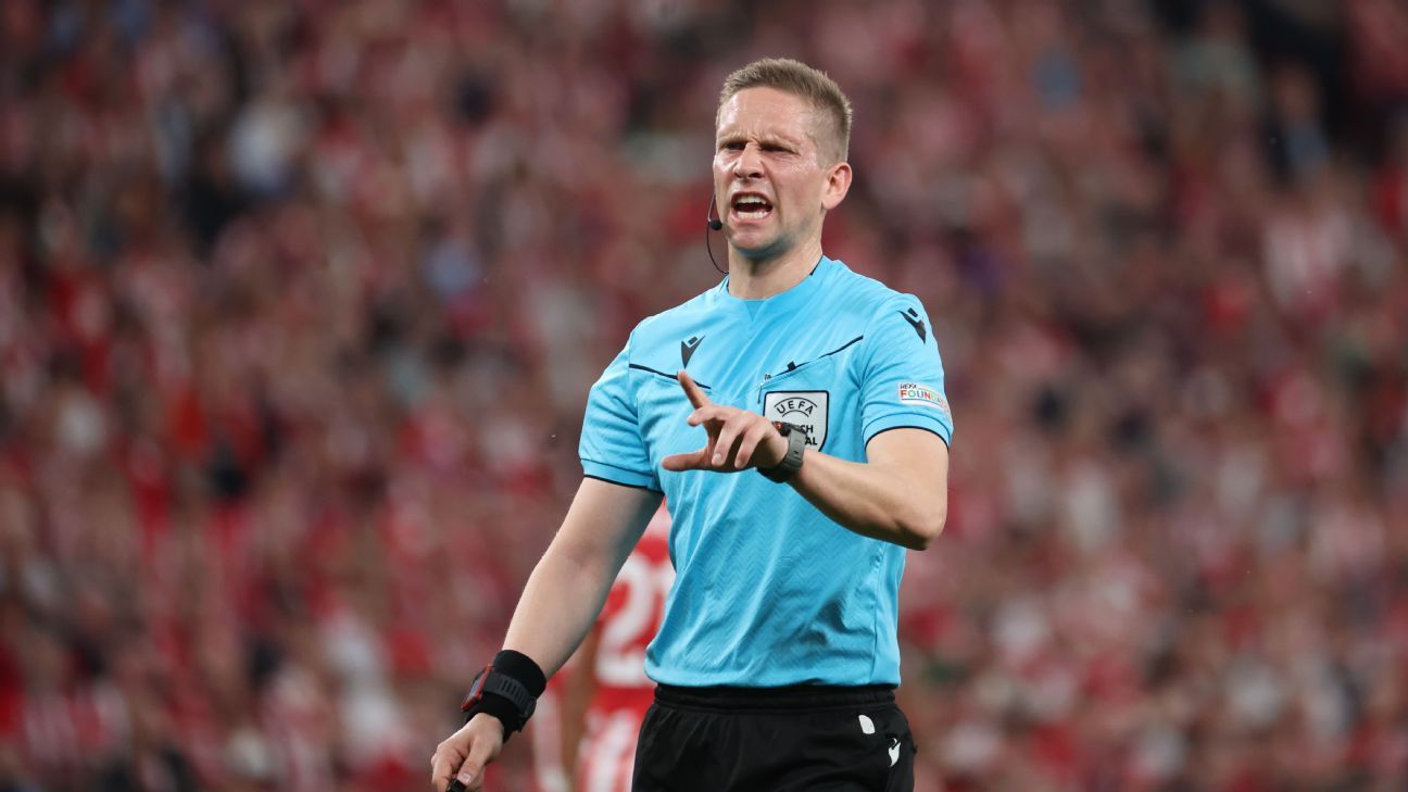 FIFA designó a un árbitro noruego para arbitrar Uruguay vs Cabo Verde 22 FIFA designó a un árbitro noruego para arbitrar Uruguay vs Cabo Verde