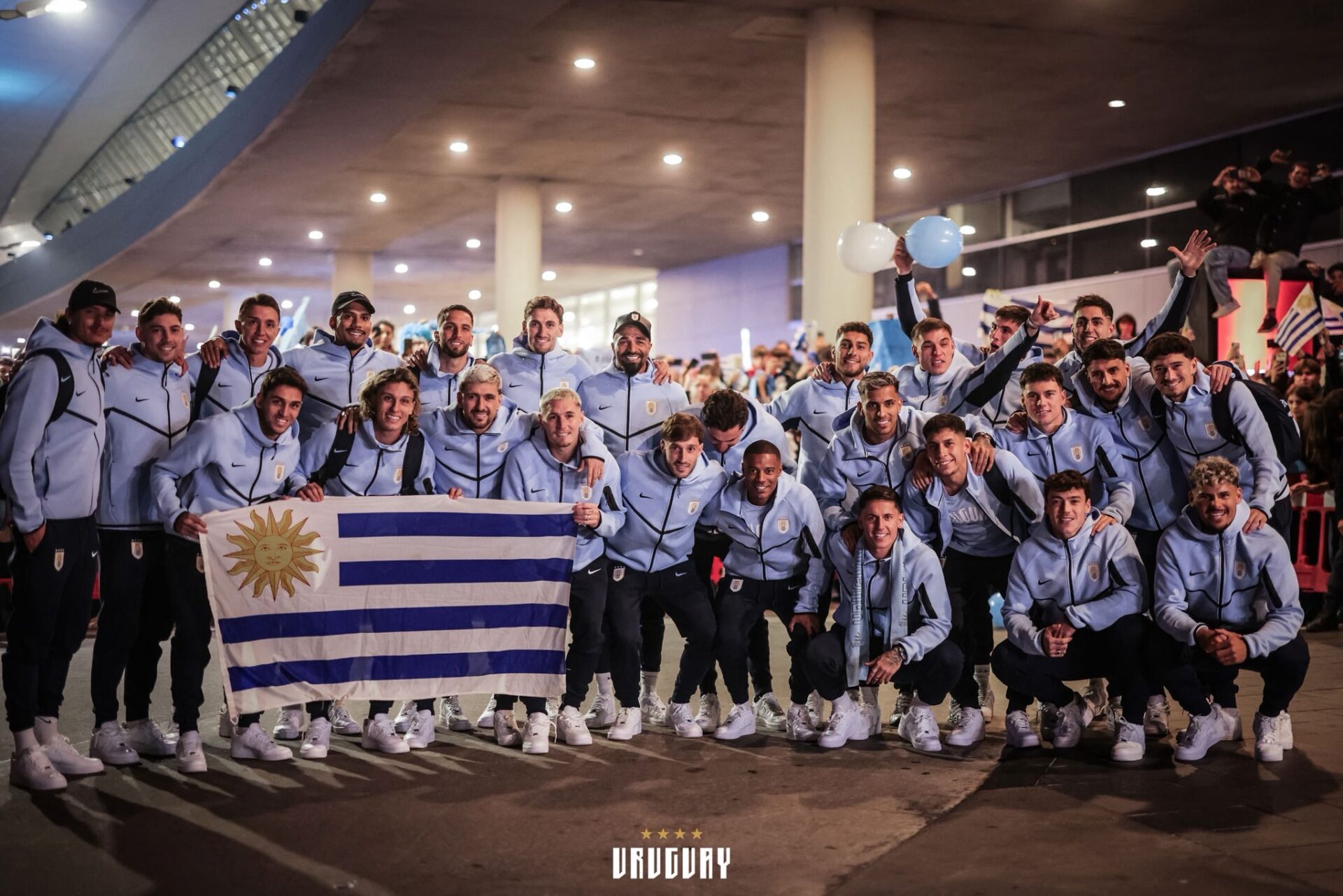 Uruguay se despidió entre lágrimas, banderas y emoción antes de viajar al Mundial 2026 22 Uruguay se despidió entre lágrimas, banderas y emoción antes de viajar al Mundial 2026