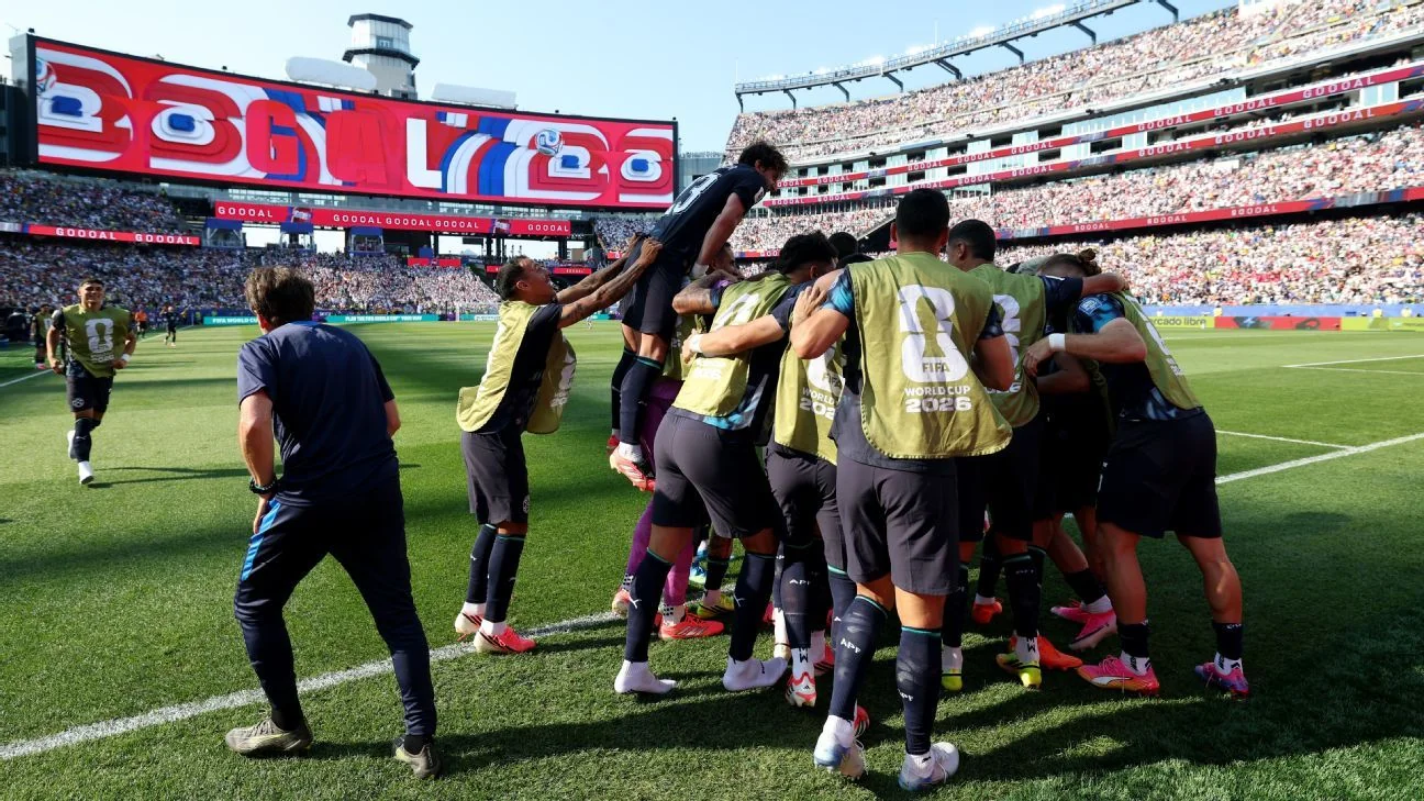 Brasil, Paraguay y Marruecos avanzaron a octavos tras una jornada definida en el final y por penales