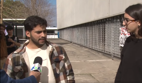 Estudiantes del CERP Colonia ocupan el centro en rechazo al Plan de Titulación