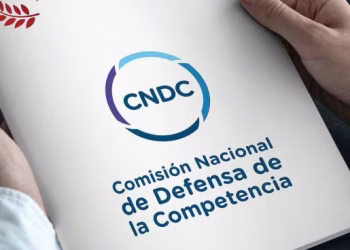 Comisión de Defensa de la Competencia informa que no tiene denuncias por el acceso de Colonia Express al puerto de Montevideo 23 Comisión de Defensa de la Competencia informa que no tiene denuncias por el acceso de Colonia Express al puerto de Montevideo
