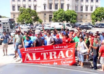 Sindicato de Calcar reclama ante Presidencia de la República y Parlamento Nacional