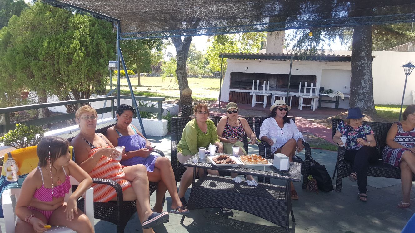 Organizado por el SUNCA Carmelo mujeres participaron en diversas actividades en su día