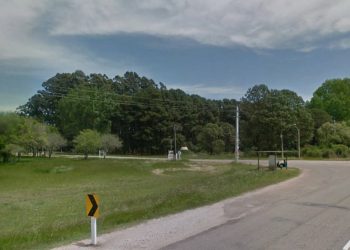 Vecina de Zagarzazú pide mejorar señalética en ingresos al balneario